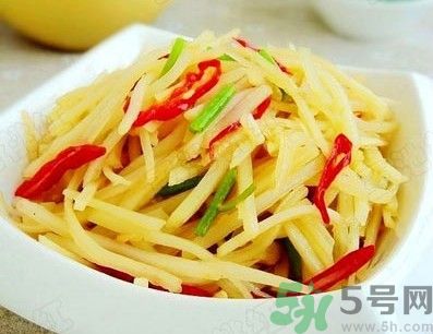 土豆皮變綠還可以吃？土豆發(fā)青吃了會(huì)中毒嗎？