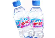 依云礦泉水價(jià)格多少錢(qián)一瓶?evian礦泉水多少錢(qián)一瓶?