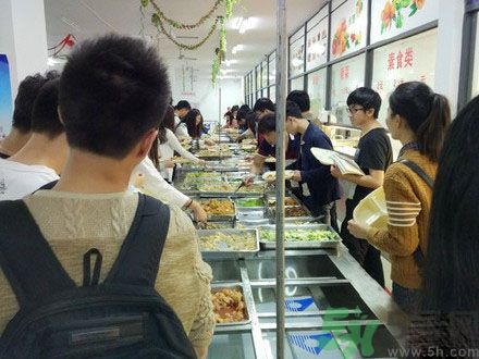 高校10元自助餐有什么？高校10元自助餐怎么樣？