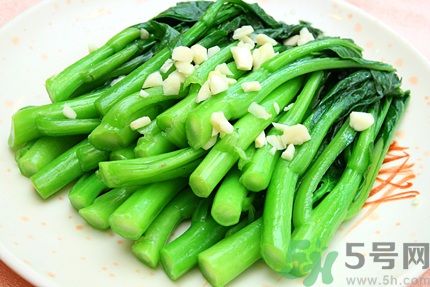 炒青菜為什么發(fā)黑？炒青菜發(fā)黑怎么辦？