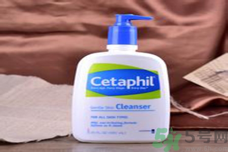 cetaphil絲塔芙溫和無泡潔面乳適合什么膚質(zhì)？cetaphi潔面乳敏感膚質(zhì)可以用嗎？