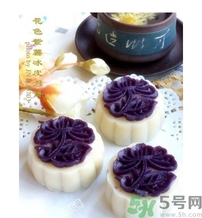 冰皮月餅和冰淇淋月餅有什么區(qū)別？冰皮月餅和冰淇淋月餅?zāi)膫€好吃？