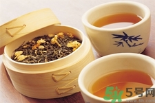 茶垢對(duì)身體有害嗎？茶垢到底是養(yǎng)生還是危害健康？