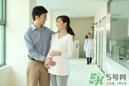 孕婦適合用什么唇膏？孕婦用哪種潤(rùn)唇膏好？