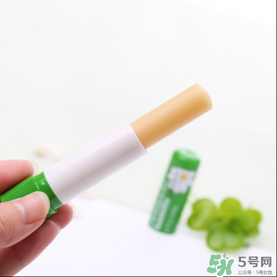 德國(guó)小甘菊護(hù)手霜好用嗎_德國(guó)小甘菊護(hù)手霜怎么樣