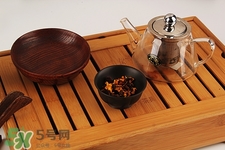 經(jīng)期可以喝荷葉茶嗎?經(jīng)期喝荷葉茶會(huì)怎么樣