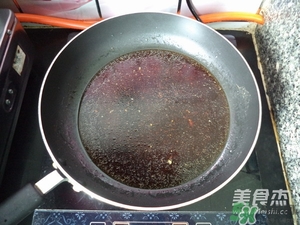 肉丸子可以用面粉嗎？肉丸子用什么粉？