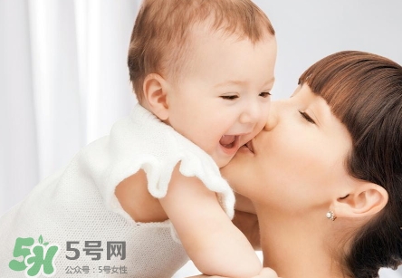 新生兒脖子破皮怎么辦?新生兒脖子破皮涂什么?