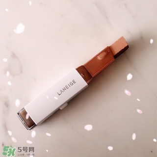 蘭芝雙色眼影筆怎么用?蘭芝雙色眼影筆使用方法