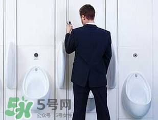 男性尿痛出血怎么回事？男性尿痛是怎么引起的