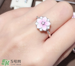 潘多拉2017新品桃花系列在哪里買？pandora桃花系列國(guó)內(nèi)有賣嗎？