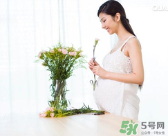 孕婦濕疹能用艾草洗嗎？孕婦濕疹能用艾葉嗎？