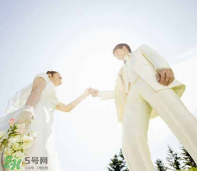 2017年5月哪天結(jié)婚好？2017年5月結(jié)婚黃道吉日