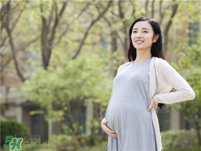 孕婦裝怎么選？孕婦裝怎么搭配好看？