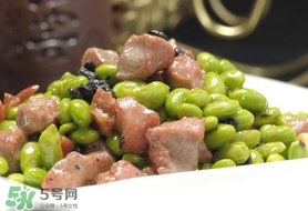 青豆和牛肉能一起吃嗎？青豆能和牛肉一起吃嗎？