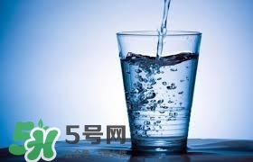 30天不喝飲料，妹子的對(duì)比照令人震驚 喝白開水的好處