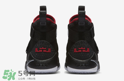 nike lebron soldier 11 bred耐克士兵11黑紅配色什么時候發(fā)售？