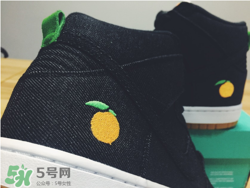 nike sb dunk momofuku限量版滑板鞋多少錢？