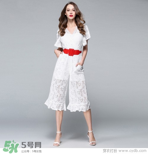 8月份穿什么衣服？八月份穿衣搭配