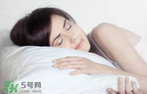 孕婦熬夜對(duì)胎兒有什么影響？孕婦熬夜的危害