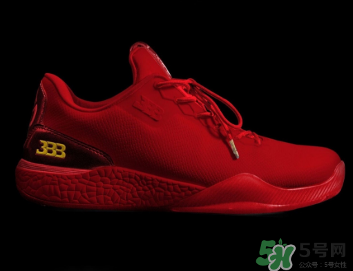 big baller brand zo2獨(dú)立日配色多少錢(qián)？球哥簽名鞋官網(wǎng)價(jià)格