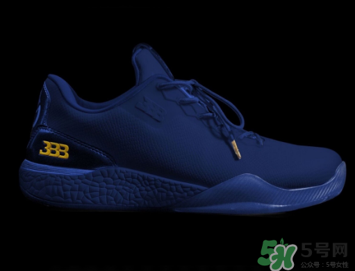 big baller brand zo2獨(dú)立日配色多少錢(qián)？球哥簽名鞋官網(wǎng)價(jià)格