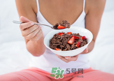 夏天減肥好還是冬天減肥好？夏天減肥會(huì)更快見效嗎？