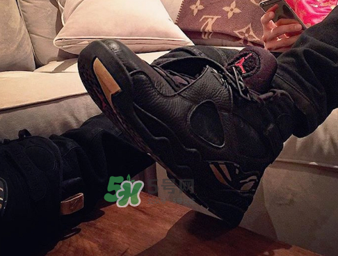 air jordan 8 retro ovo多少錢？ovo與aj8合作款什么時候發(fā)售？