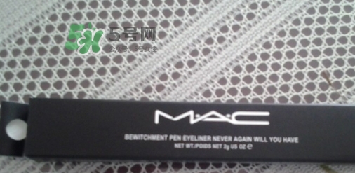 mac眼線液筆怎么用？mac魅可眼線液筆使用方法