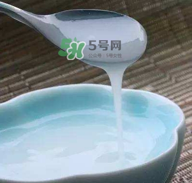 仙草凍熬好多久能成型？仙草凍添加什么才會結(jié)凍