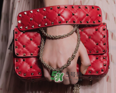 rockstud spike是什么品牌？rockstud spike耐用嗎？