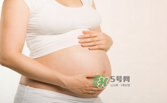 孕期尿頻什么時候開始？孕期尿頻特別嚴重