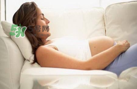 孕婦坐飛機安檢怎么過？孕婦坐飛機需要什么手續(xù)？