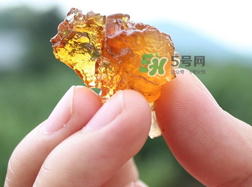 桃膠一次食用量多少？桃膠多吃有什么危害