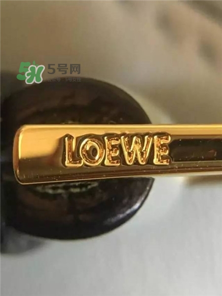 羅意威puzzle包真假怎么辨別_loewe puzzle包真假對比圖