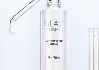 olay淡斑小白瓶和olay光感小白瓶哪個好？