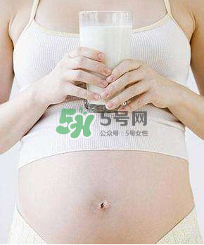 孕婦奶粉和普通奶粉的區(qū)別  懷孕必須喝孕婦奶粉嗎？