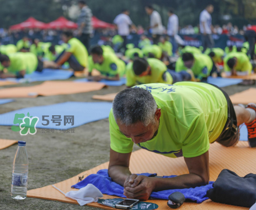 平板支撐會影響長高嗎？做平板支撐會不會長不高？