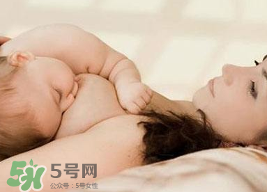 哺乳期來(lái)例假奶水會(huì)變少嗎？哺乳期來(lái)月經(jīng)奶水減少怎么辦？