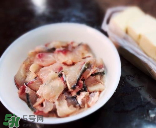 鯉魚(yú)能切片嗎？鯉魚(yú)怎么切片？