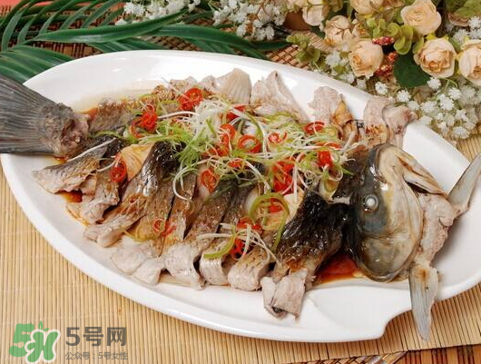 鰱魚可以清蒸嗎？清蒸鰱魚怎么做好吃？