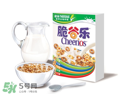 雀巢脆谷樂(lè)是膨化食品嗎？雀巢脆谷樂(lè)可以干吃嗎