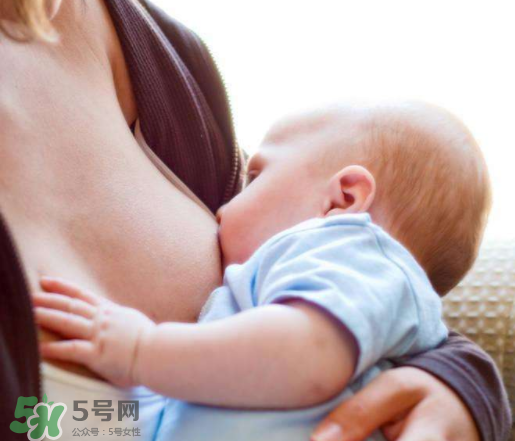 保姆偷喝女主人母乳  成人喝母乳有什么好處？