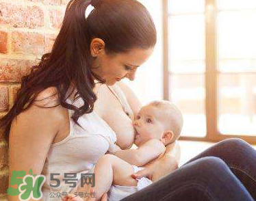 寶寶突然不吃母乳了怎么回事？寶寶不吃母乳是為什么？