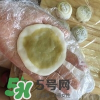 榴蓮冰皮月餅的做法？榴蓮冰皮月餅價(jià)格