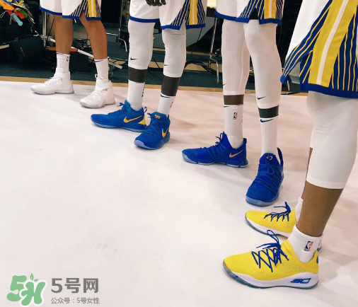 under armour curry 4 low warriors什么時候發(fā)售？