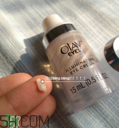 olay亮眼明眸雙旋眼霜怎么用？olay雙旋眼霜使用方法