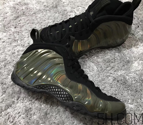 nike air foamposite one legion green全息噴什么時候發(fā)售？