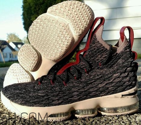 nike lebron 15 pride of ohio俄亥俄的驕傲什么時候發(fā)售？