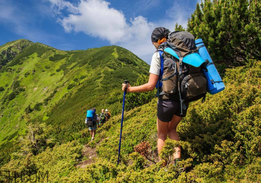 下雪爬山要準(zhǔn)備什么？爬山后小腿疼怎么按摩？